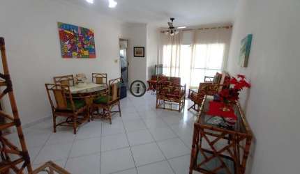 Apartamento na enseada com 3 quartos sendo 1 suíte
