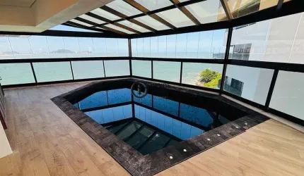 Apartamento 4 suites , frente ao mar, alto Padrão.