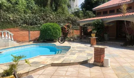 Casa com 6 quartos perto da praia guarujá