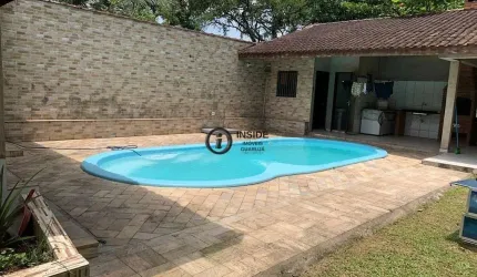 Casa com piscina e área gourmet na enseada Guarujá