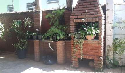 Casa com 3 quartos e 3 vagas de garagem no guarujá