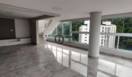 Cobertura duplex com 3 suítes e jacuzzi privativa