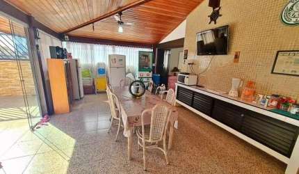 Cobertura Penthouse com 3 suítes na enseada