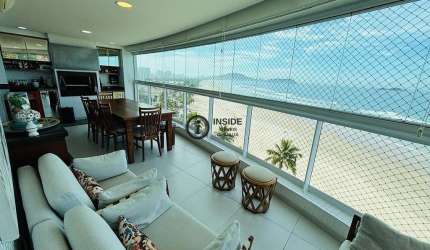 Apartamento com 3 suítes na enseada frente mar