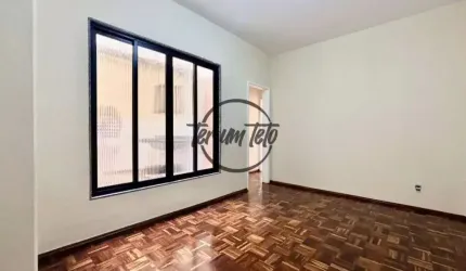 Garden charmoso à venda no Morro da Glória – Perto da igreja!