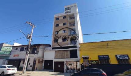 Apartamento com Varanda Gourmet, Suíte e Elevador – Rua Plana a 10 Min do Centro!