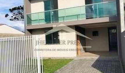 Sobrado com 3 Quartos e 3 banheiros à Venda, por R$ 550.000