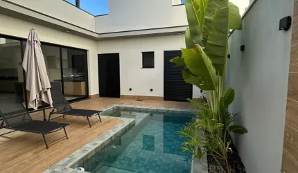 Casa Disponível para Venda ou Locação no Condomínio Park Gran Reserve em Indaiatuba-SP