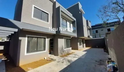 Sobrado a venda om 3 quartos, suite e terraço- Uberaba _ Curitiba/PR