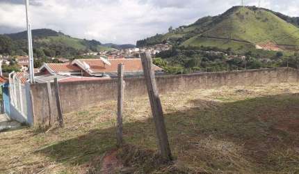 Terreno à Venda - Girardeli, Monte Alegre do Sul - 348m2