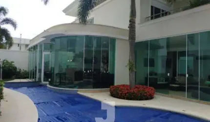 Casa em Condomínio à Venda - Alphaville Dom Pedro, Campinas - 350m2 - Condomínio Alphaville Dom Pedro  - 4 suítes