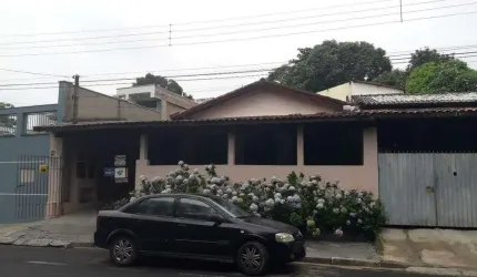 Casa à Venda - Loteamento Panorama Tropical, Amparo - 180m2  - 4 Quartos