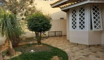 Casa à Venda - Jardim Floresta, Atibaia - 200m2  - 3 Quartos