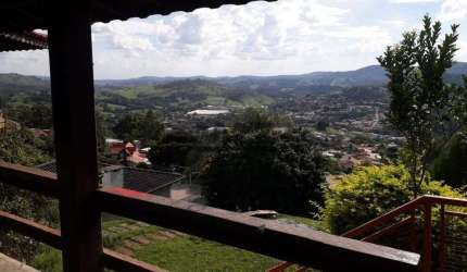 Ótima residência para locação no condomínio Fazenda Orypaba com quatro suítes