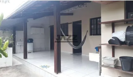 Casa à Venda em Indaia a 600 metros da praia em Caraguatatuba