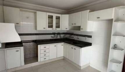 Casa à venda no bairro Terra Nova, com 150m², 3 quartos, 2 banheiros e 2 vagas de garagem