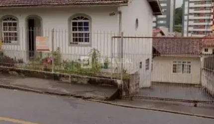 Casa em Praia Comprida - São José, SC