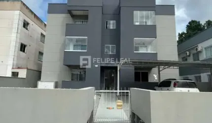 Apartamento em Aririu  -  Palhoça