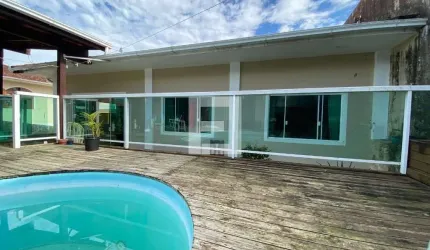 Casa em Forquilhinhas - São José, SC