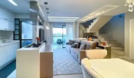 Apartamento Cobertura em Balneario  -  Florianópolis