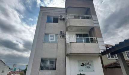 Apartamento em Ceniro Martins - São José, SC