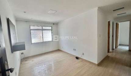 Apartamento de 03 dormitórios em Barreiros  -  São José/SC