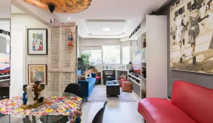 Apartamento em Coqueiros  -  Florianópolis