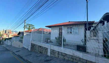 Casa em Bela Vista  -  São José