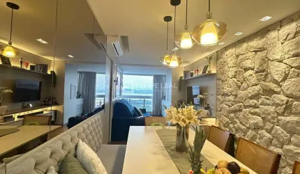 Apartamento em Abraão  -  Florianópolis