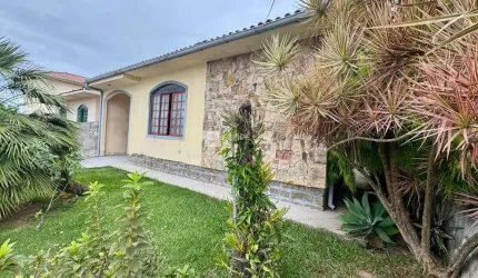 Casa em Real Parque  -  São José