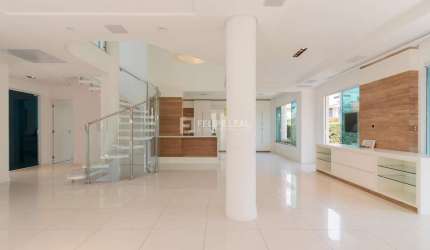 Casa em Jurerê Internacional  -  Florianópolis