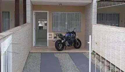 Sobrado de 02 dormitórios  em São Sebastião na Palhoça