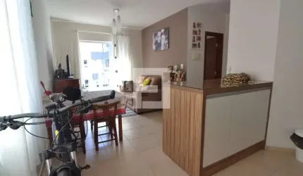 Apartamento em Serraria - São José, SC