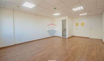 Sala Comercial, com 34 m² à venda, excelente localização com toda infraestrutura para sua empresa, no Edifício Easy Office, Vila Itapura, em Campinas.