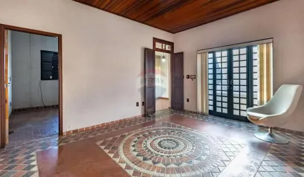 Casa à Venda 3 dormitórios  140 metros  569.000,00 Bosque /Campinas