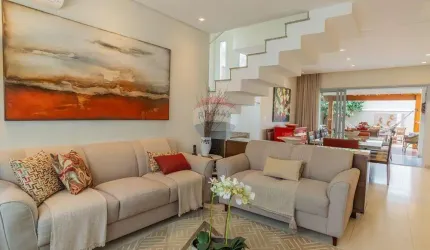 RE/MAX Vende Casa Excepcional - Jardim América II, Valinhos - 3 Quartos, Piscina, Gourmet - 300m²