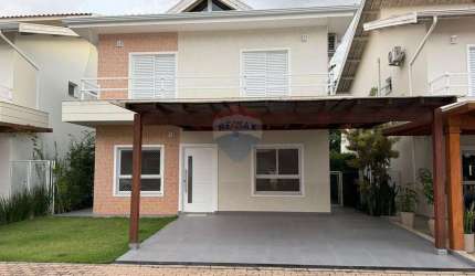 RE/MAX Aluga Casa no Condomínio Village San Nicholas, Vinhedo/SP - R$ 8.500,00