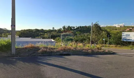 RE/MAX VENDE Terreno Comercial / Residencial em Portal Aliança, com 299,45 m2, em São João da Boa Vista / SP