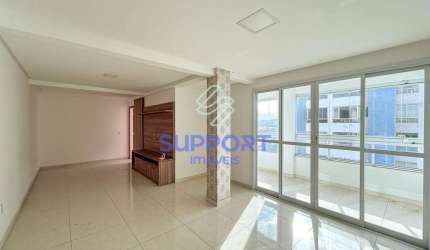 Espetacular Apartamento de 274m² na Quadra do Mar com Conforto e Sofisticação