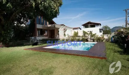 Casa de alto padrão no Bairro São Judas Tadeu em Guarapari-ES- Support Corretora de Imóveis.