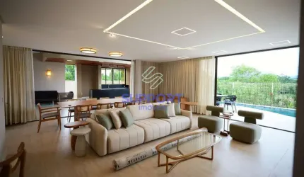 Casa de luxo em condomínio fechado na Enseada Azul, sofisticada