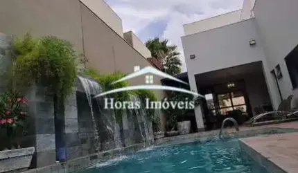 Casa de Luxo em Condomínio Florais Itália: 5 Quartos, 5 Suítes, 370m² em Cuiabá-MT - Av. B.