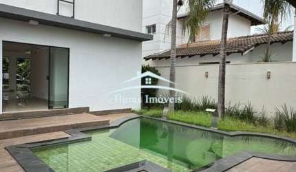 Luxuosa casa em condomínio à venda em Cuiabá-MT, Jardim Imperial - Condomínio Belvedere 1: 4 quartos, 4 suítes, 2 salas, 5 banheiros, 4 vagas de garagem, 265m².