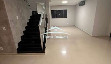 Casa em Condomínio de Luxo no Jardim Imperial, Cuiabá-MT: 4 Quartos, 2 Suítes, 3 Salas, 4 Banheiros, 2 Vagas, 230m².