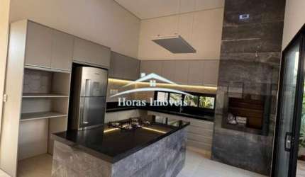 Luxuosa casa em condomínio à venda ou locação em Cuiabá-MT - Jardim Imperial, 3 quartos, 3 suítes, 1 sala, 5 banheiros, 2 vagas de garagem, 200m².