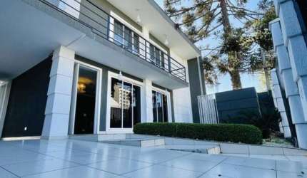 Casa com 4 quartos à venda na Rua Doutor Flávio Zetola, 396, Três Marias, São José dos Pinhais, 330 m2 por R$ 2.100.000
