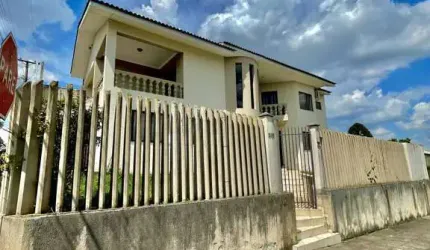 Casa com 3 quartos à venda na Rua Almirante Pedro Álvares Cabral, 335, Boneca do Iguaçu, São José dos Pinhais por R$ 690.000