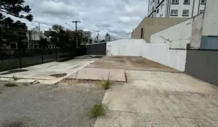 Terreno comercial à venda na Rua Izabel a Redentora, 2799, Centro, São José dos Pinhais por R$ 1.290.000