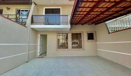 Casa com 3 quartos à venda na Rua General Catão Menna Barreto Monclaro, São Pedro, São José dos Pinhais, 96 m2 por R$ 740.000