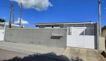 Casa com 4 quartos à venda na Rua José de Almeida Sobrinho, 495, Quississana, São José dos Pinhais, 140 m2 por R$ 580.000